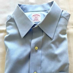 Brooks Brothers Light Blue Men’s Long-sleeve cotton Dress Shirt.